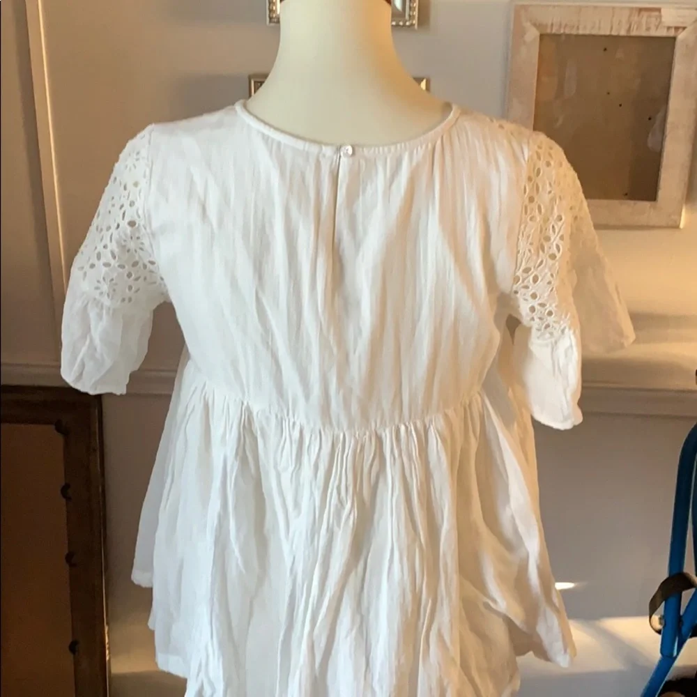 Target Eyelet Flounce Ruffle Blouse XS/S - Picture 4 of 7